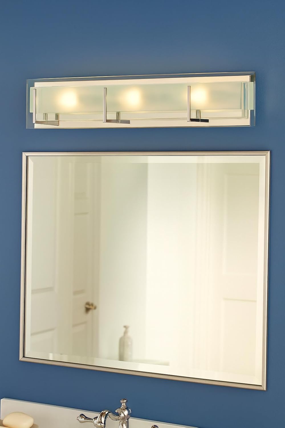 Hinkley Latitude Extra Large Six Light Bath Vanity - Modern, Inside Etched Clear Glass Panel, Bulbs Included - Chrome Finish