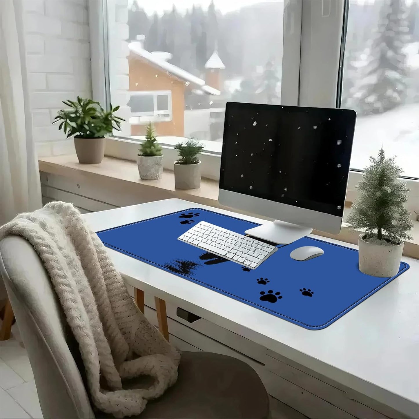 Heated Mouse Pad with 3 Temperature Settings(104°F–122°F),Large 31.5x13 Inch PU Leather Heated Desk Mat,Waterproof Warming Pad for Office,Gaming & Cold Hands Relief,Cute Black Cat