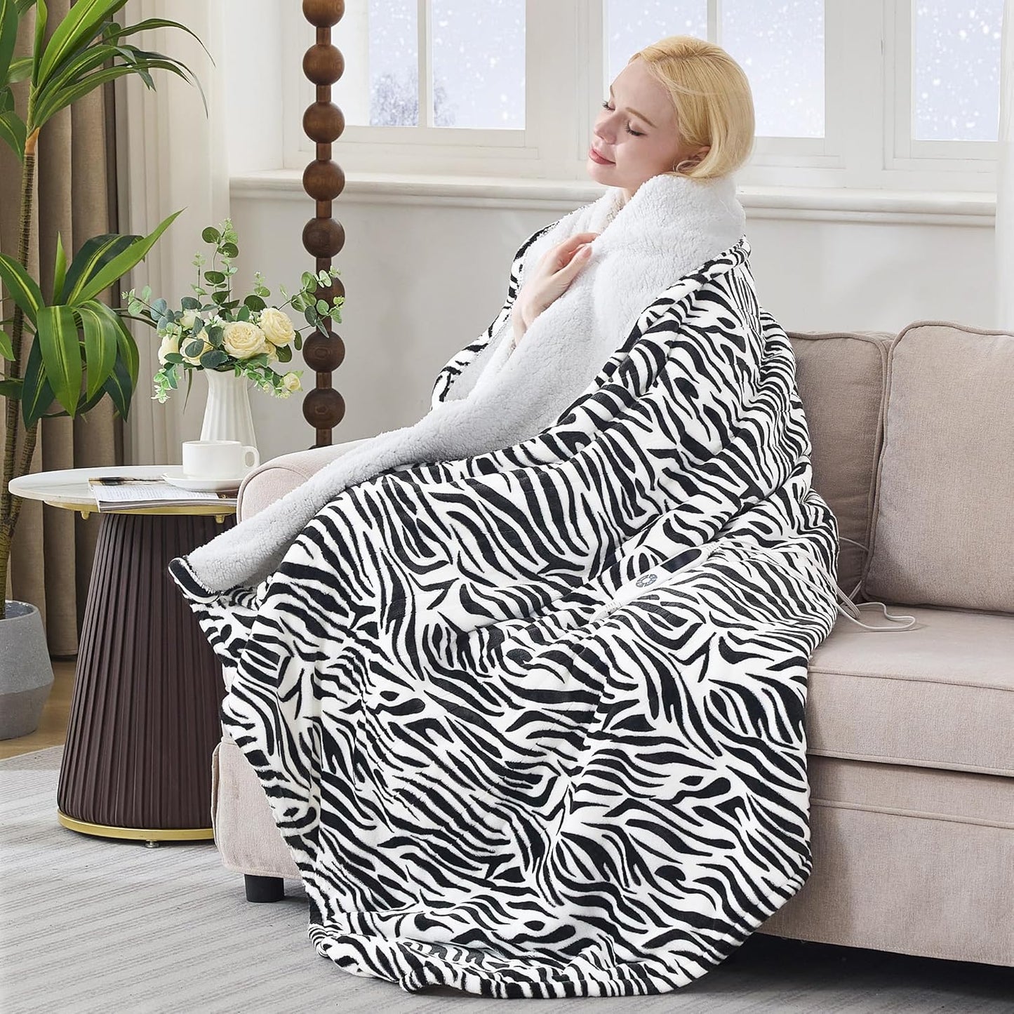 Heated Throw Blanket 50"x60", Electric Blanket with 6 Heat Settings & 1-12H Timer, Cozy Soft Flannel Sherpa, Machine Washable, Warm Gift for Women, Tiger